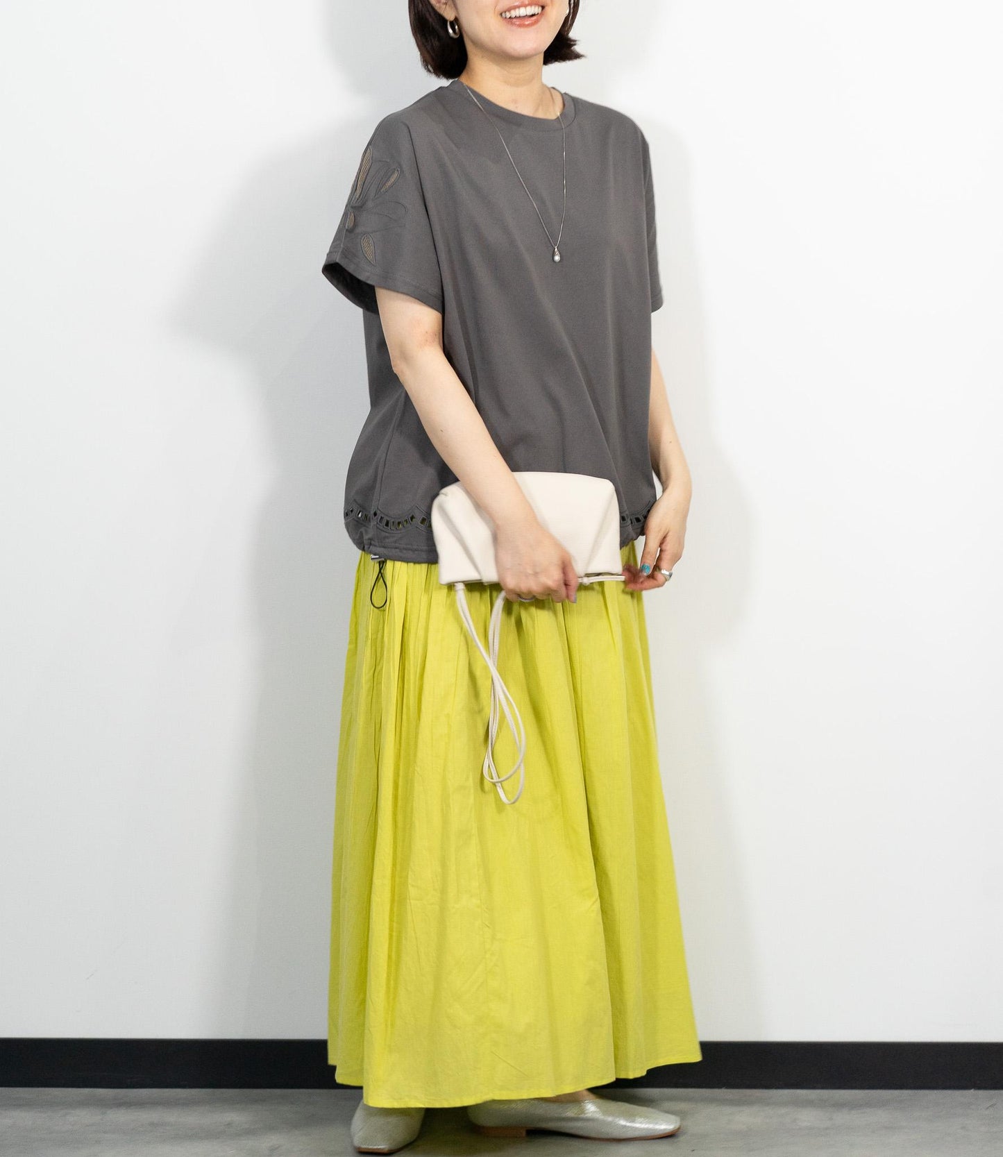 カッティンググドロストTシャツ
