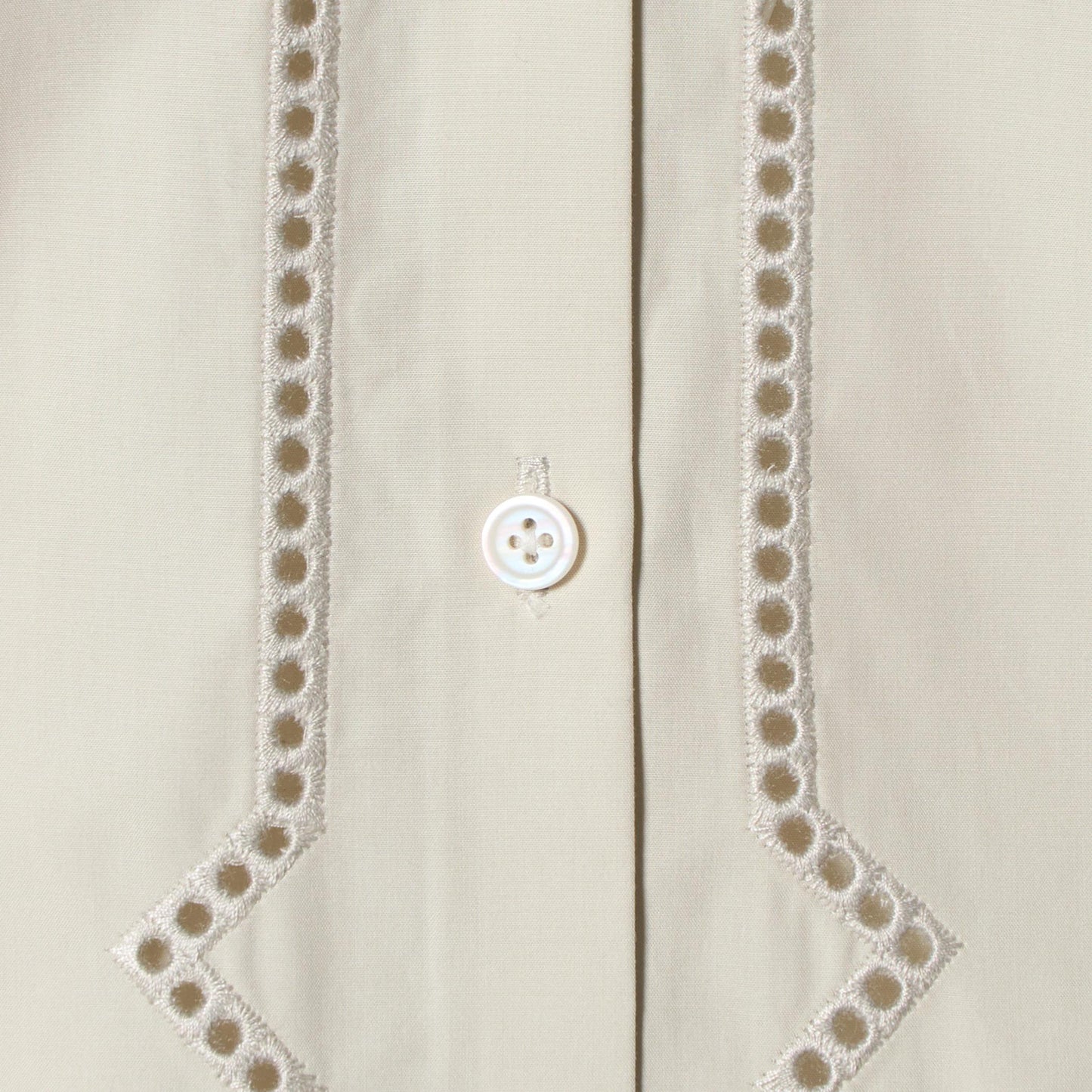 エンブロイダリーカラー シャツ