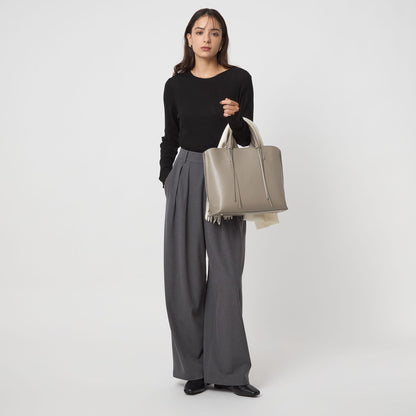 【WEB限定】2WAYタッセルハンドル A4 トートバッグ / ショルダーバッグ