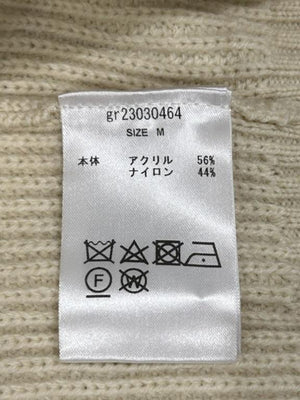 Vネックカーディガン