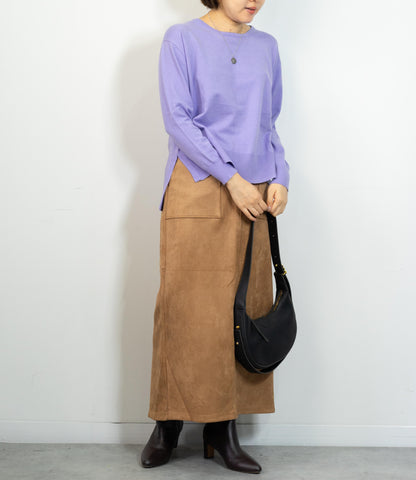 クルーネックサイドスリットニット