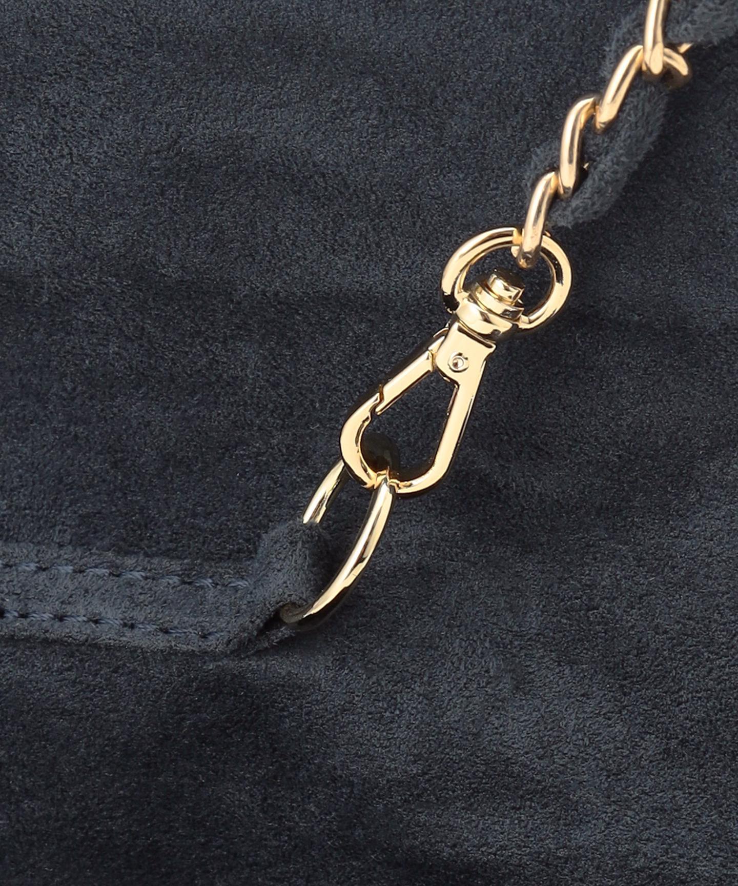 スエード キルティング ショルダーバッグ