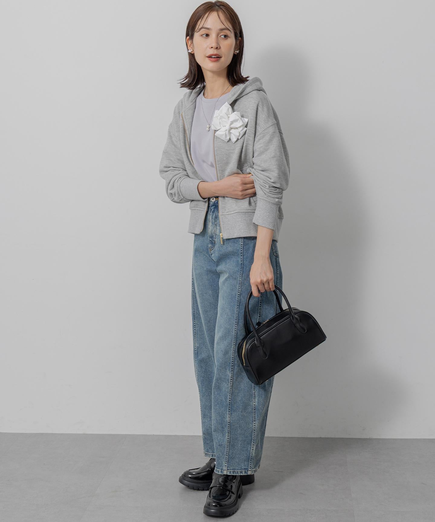 ボリュームスタッズローファー