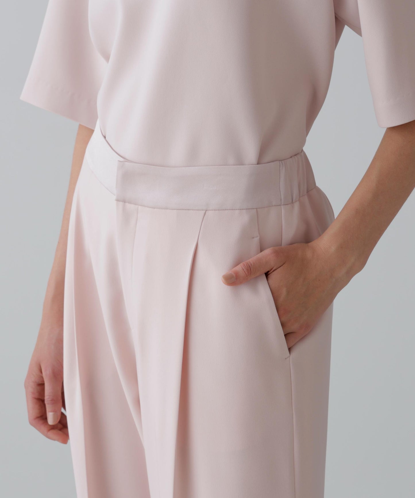 ストレッチジョーゼットパンツ