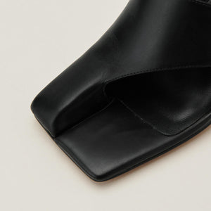 サムカバーミュール サンダル60↑