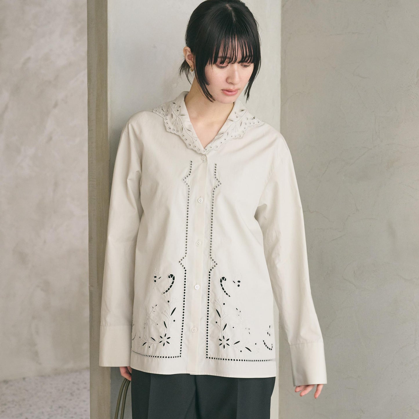 エンブロイダリーカラー シャツ