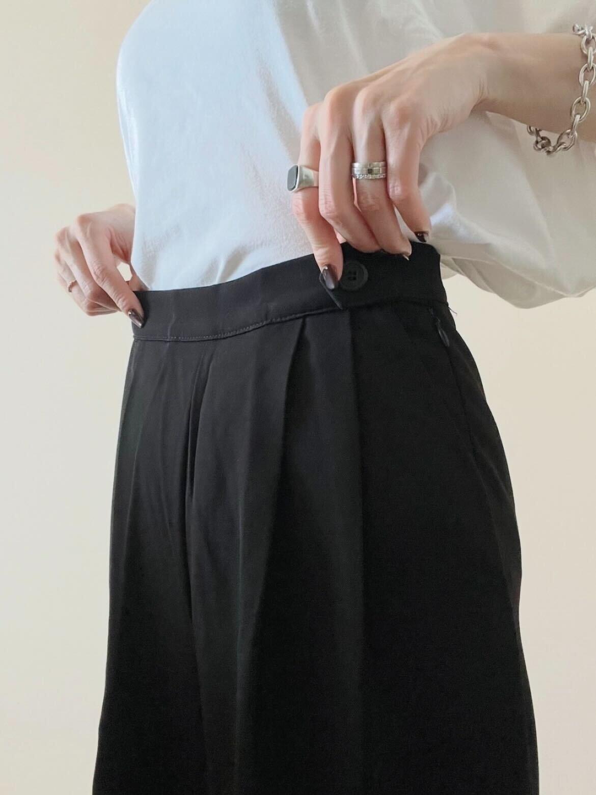 人気ディレクターmeg1006tの限定コーデセット！モヘアライクニットとタックワイドパンツセット