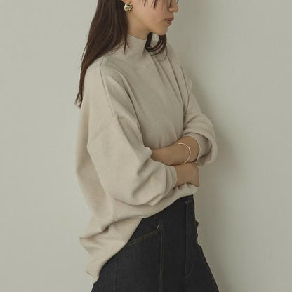 やわもちコクーンハイネックニット