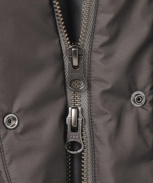 ステッチレス フーデット ダウン