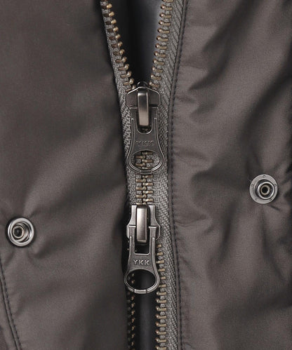 ステッチレス フーデット ダウン