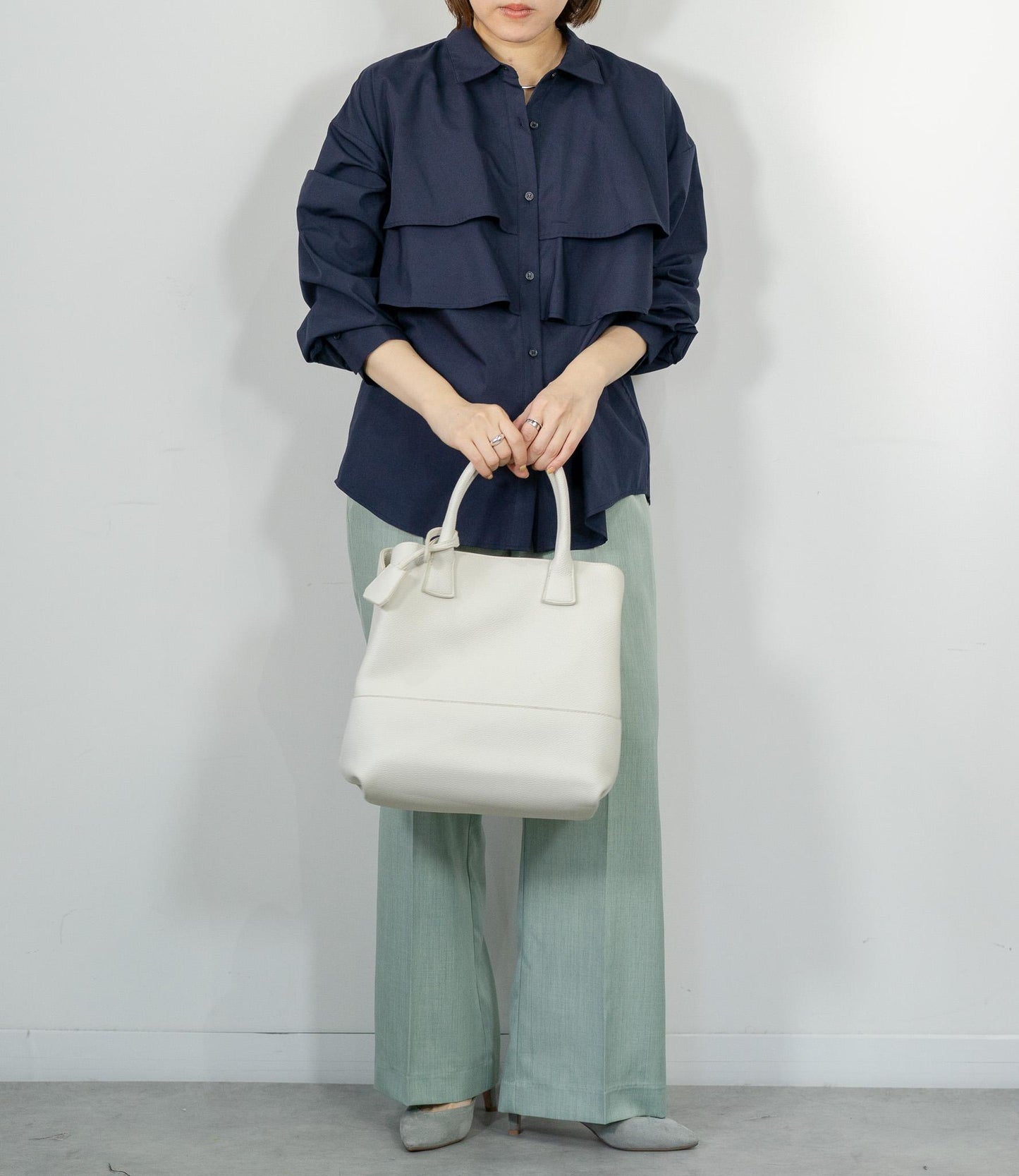 レイヤードライクダブルフリルシャツ