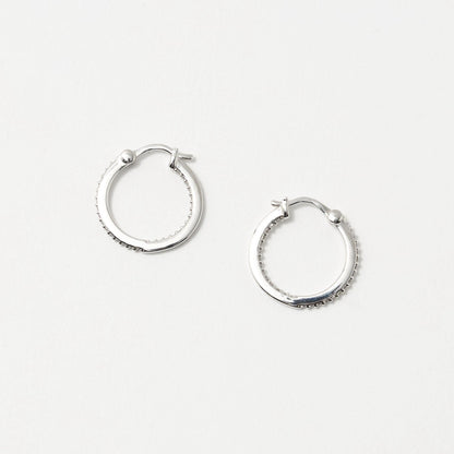 パヴェ ナローフープ ピアス