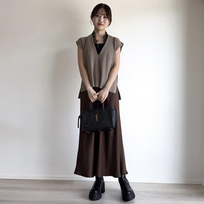 サテンフレア ロングスカート