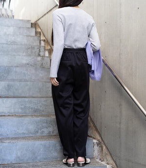 ライトポンチワイドテーパードパンツ