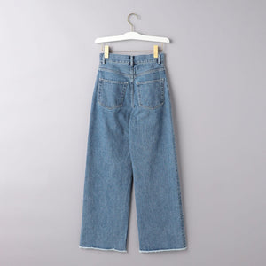 カットオフ デニムパンツ