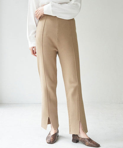 センタースリットパンツ