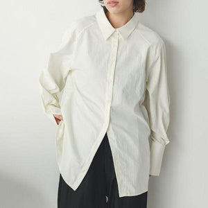 バックギャザーシャツ