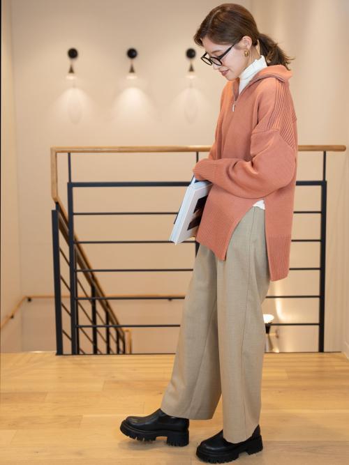 ワイドストレートパンツ