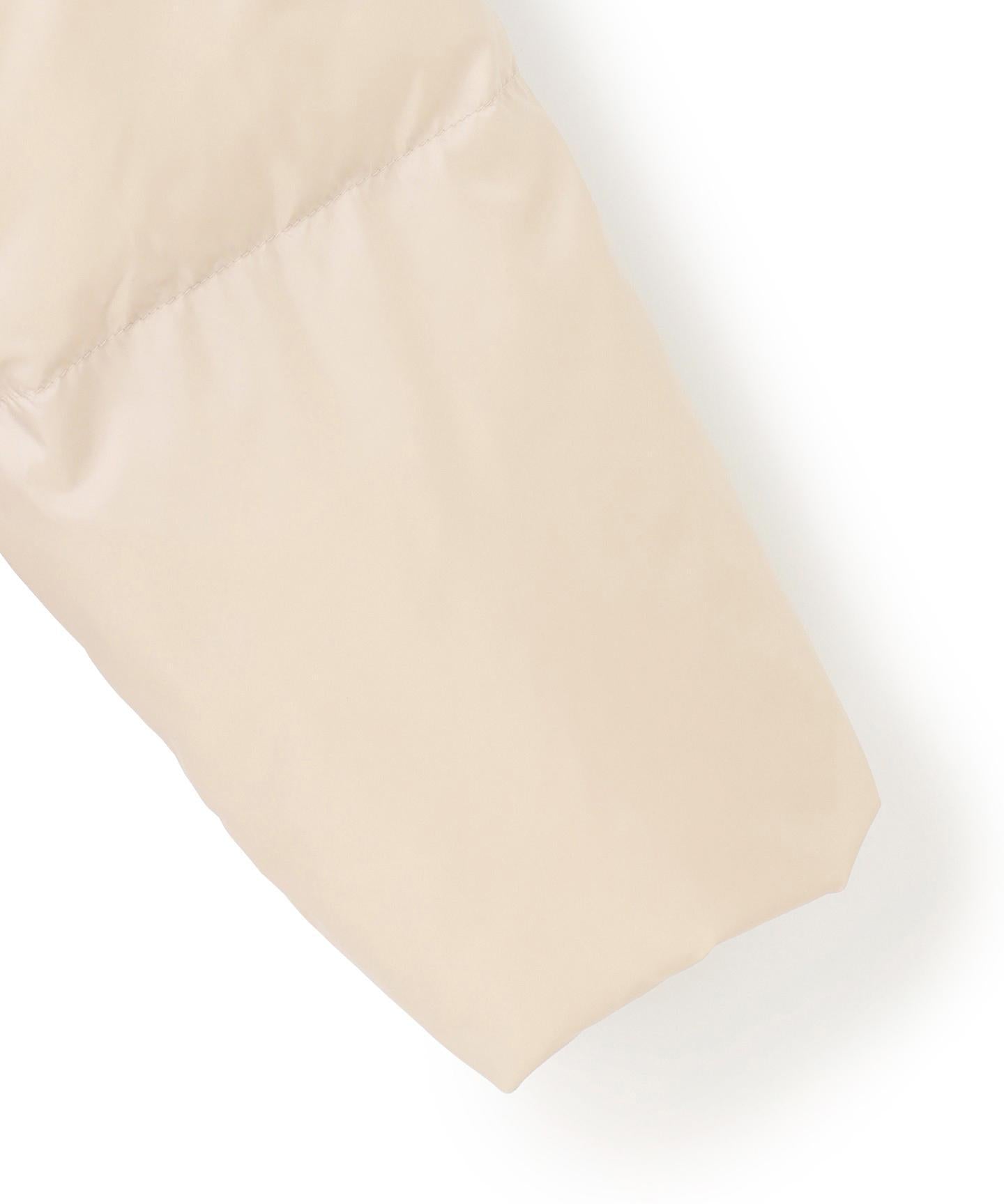 シレータフタ コンパクト ダウンコート