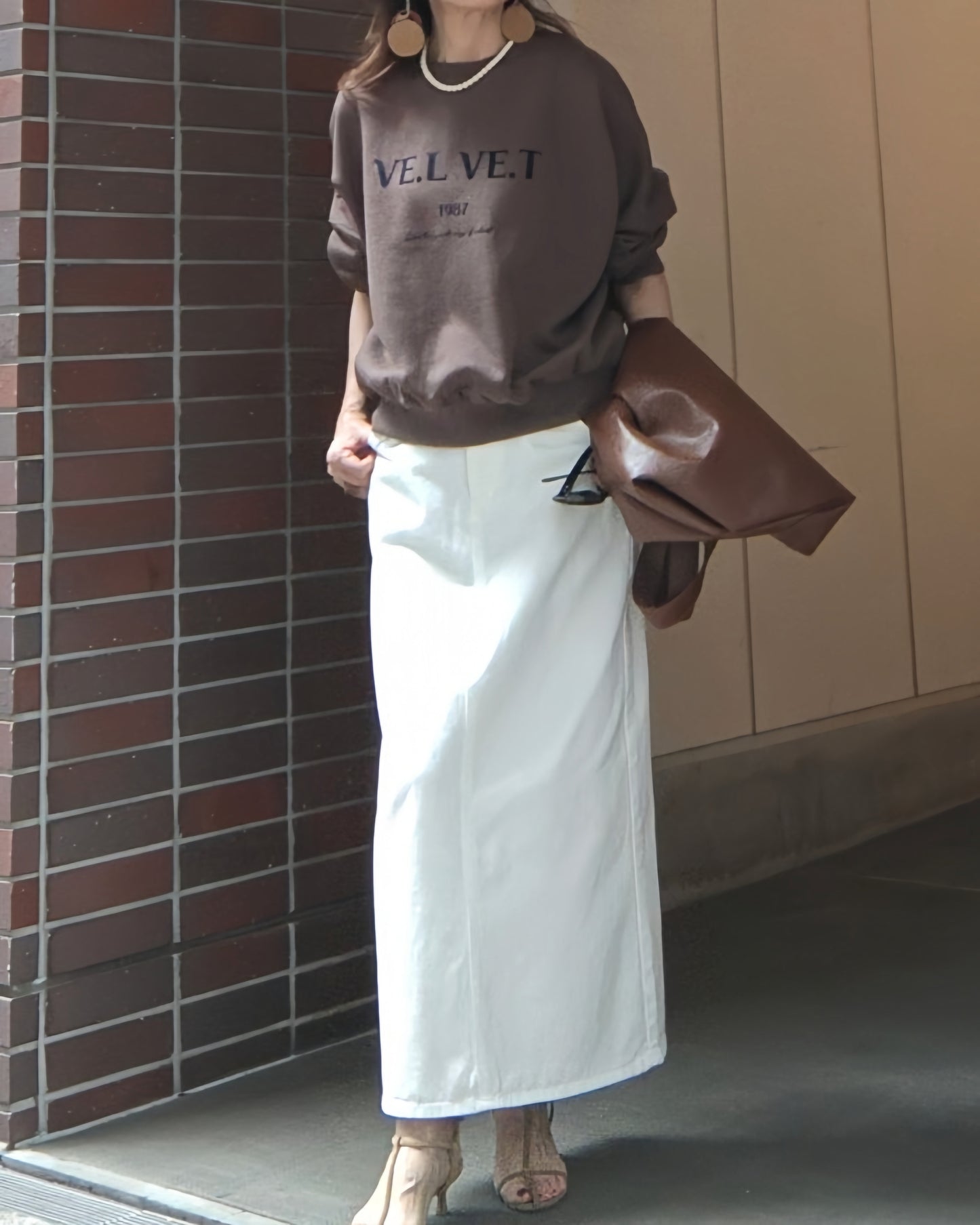 ベルベットロゴスウェット