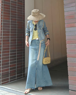 カラーラインのデニムジャケット