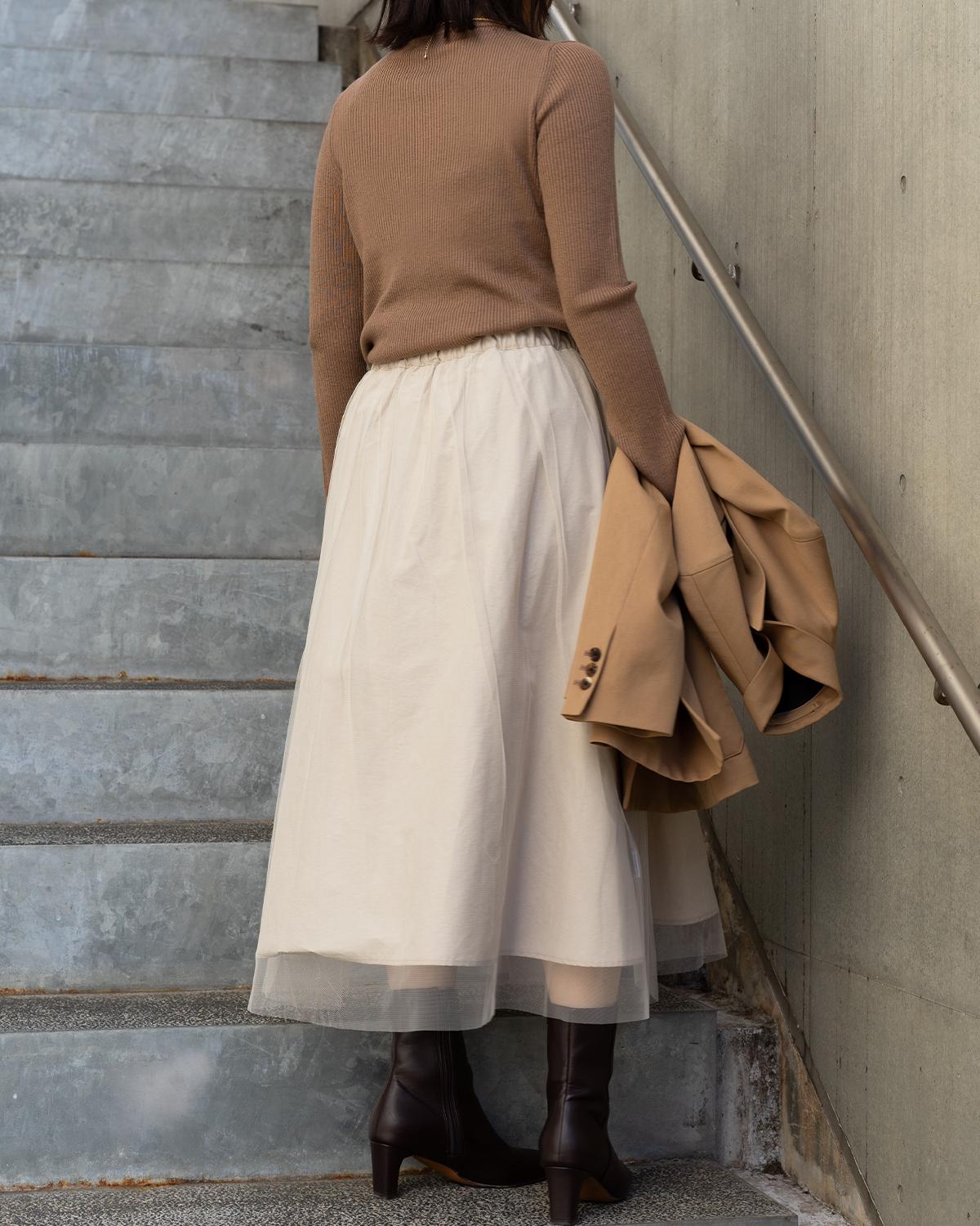 ソフトタッチタートルネックニット