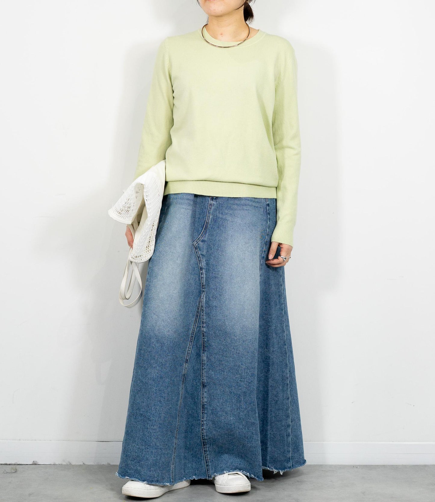 ソフトタッチクルーネックニット