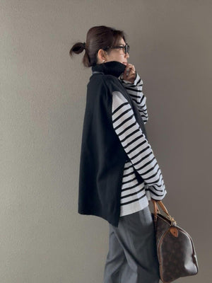 タートルネックスリットベスト