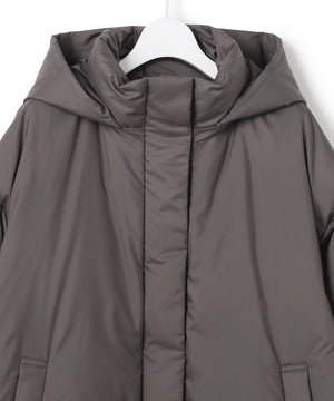 ステッチレス フーデット ダウン