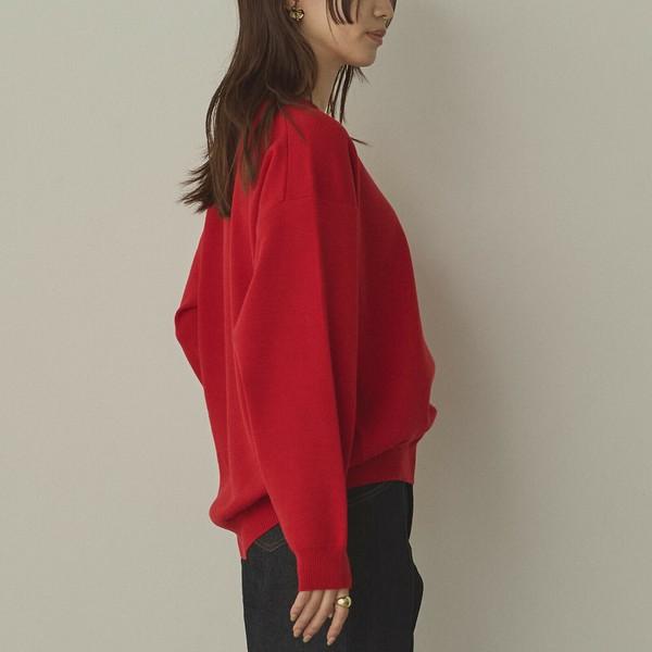 やわもちクルーネックニット