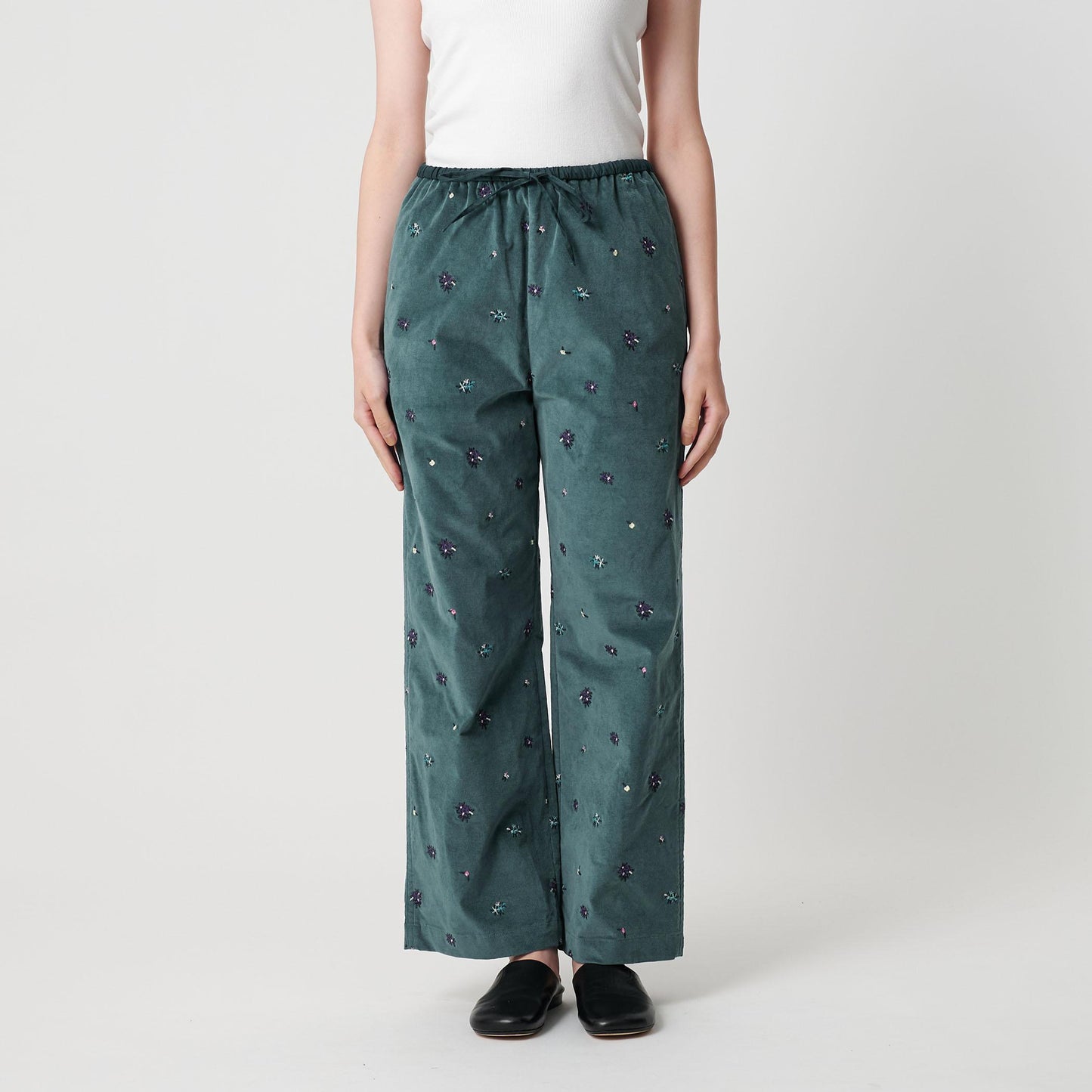 エンブロイダリー イージーパンツ