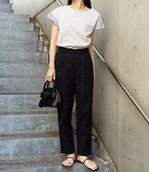 フローラルジャガードテーパードパンツ