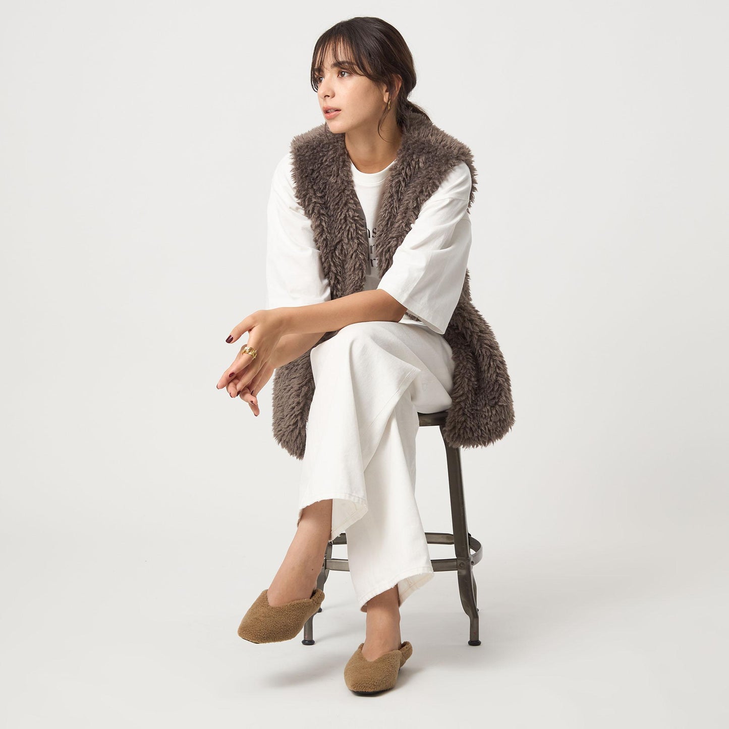 スクエア 2WAY フラットシューズ（ベージュ）