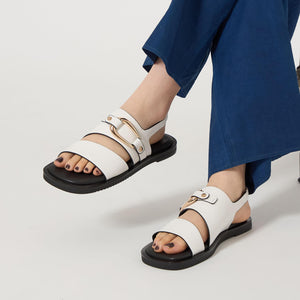 オーバルバックル サンダル15↑