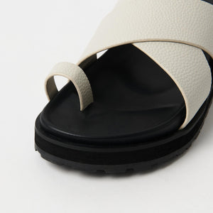 ビッグクロス バックストラップ サンダル