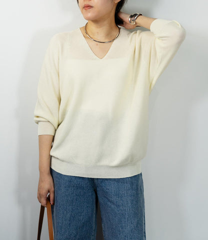 ホールガーメンVネックトニット