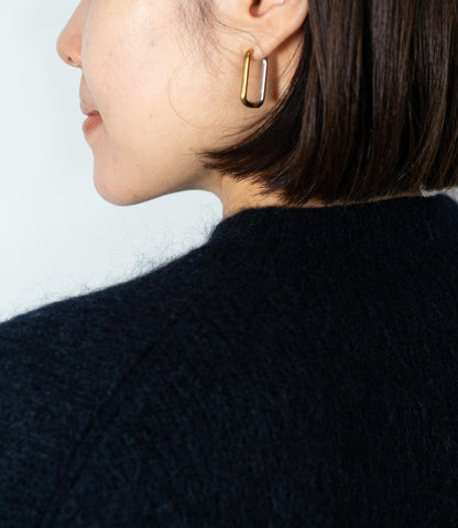 バイカラースクエアピアス