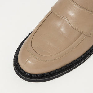 ネオローファー フラット30↑