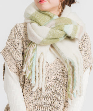 ボリュームフリンジマフラー