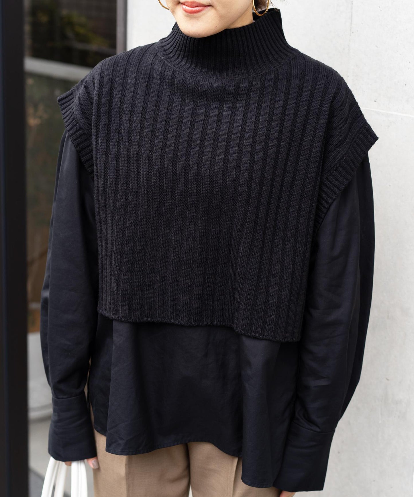 ワイドリブハイネックショートベスト