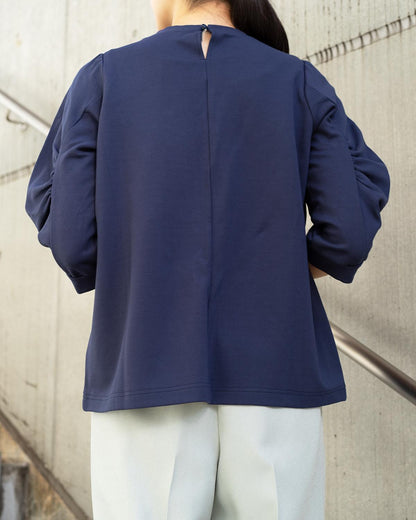 クルーネックボリュームスリーブカットソー