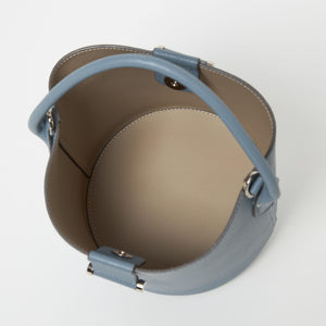 メタルポイント バケットバッグ