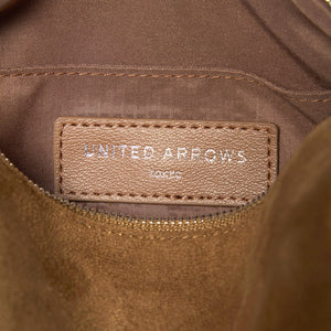 コンビ キューブ ショルダーバッグ