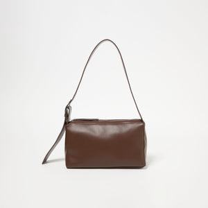 スクエア ビッグバックル ショルダーバッグ