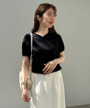 スゴ機能美 Vネック ニット