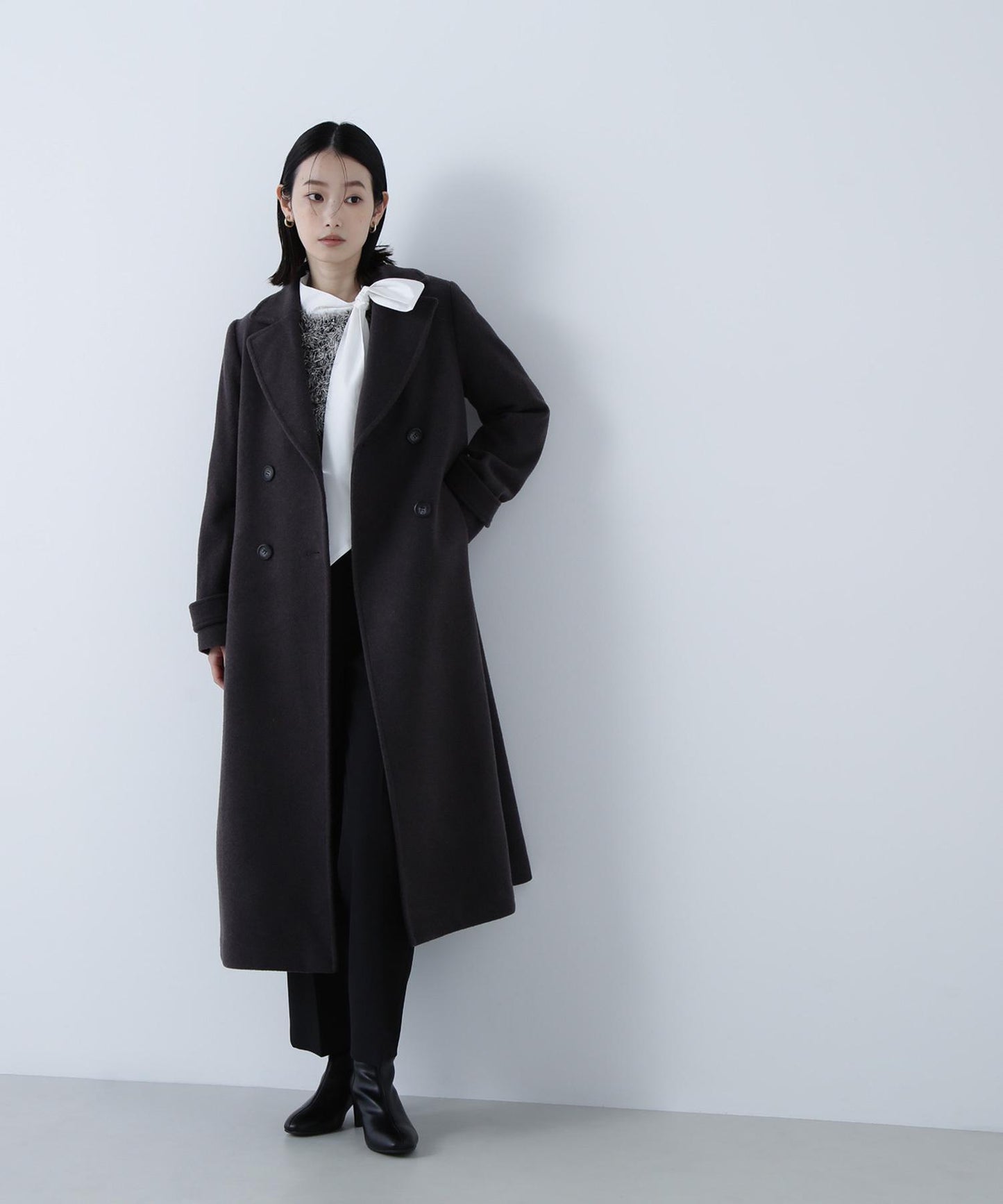 ビッグカラーダブルチェスターコート