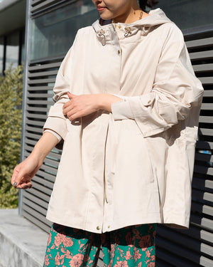 マウンテンパーカー