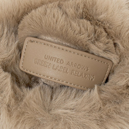 ファーショルダーバッグ ハートチャーム付き