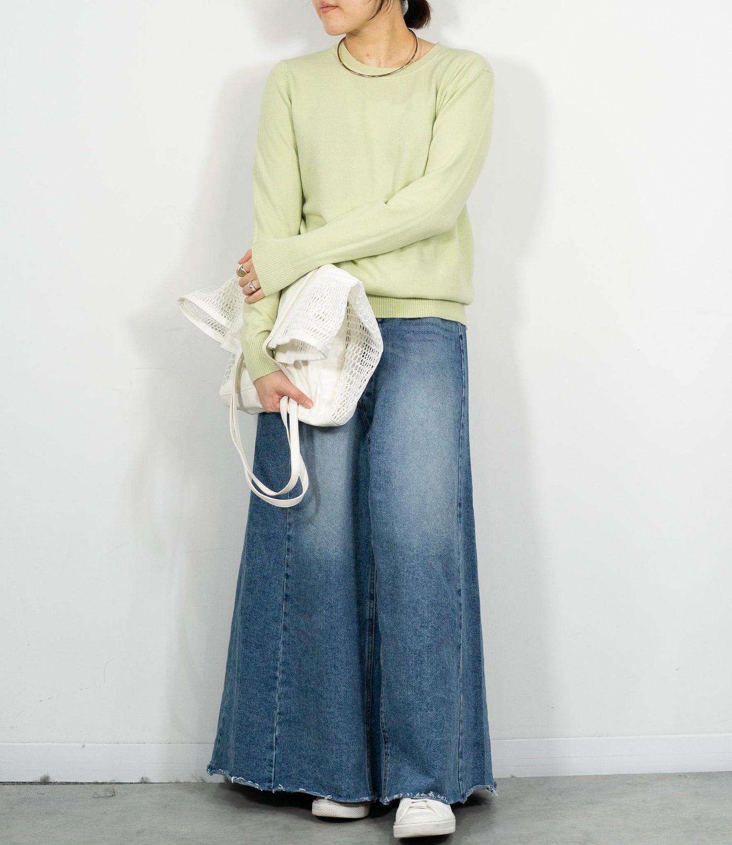 ソフトタッチクルーネックニット