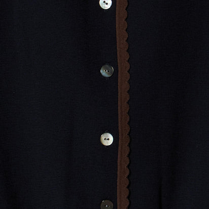 スカラップ セーラー ノースリーブ ニット ウォッシャブル – &DROBE